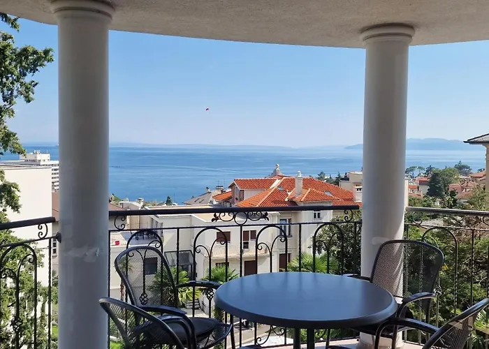Maria 10 With Swimming Pool Apartament Opatija
