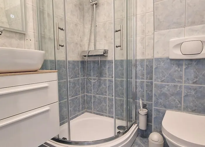 Maria 10 With Swimming Pool Апартаменты Опатия