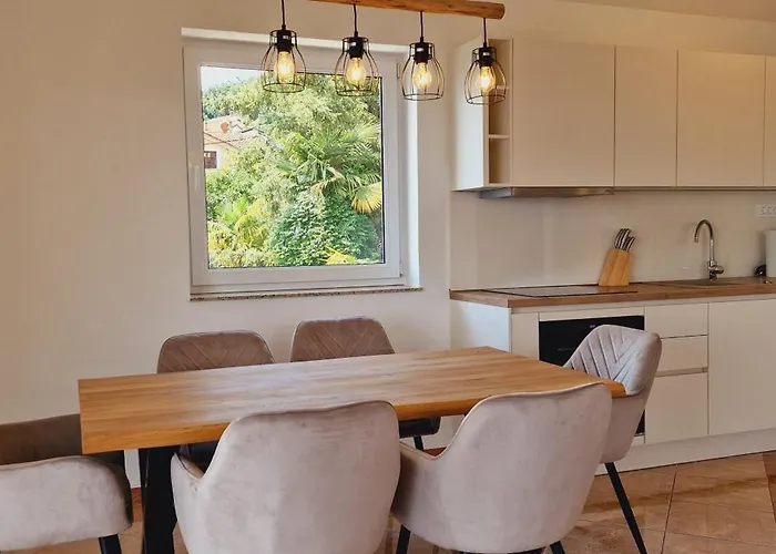 Maria 10 With Swimming Pool * Опатия