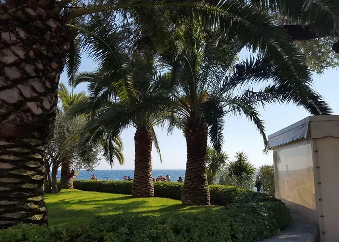 Апартаменты Maria 10 With Swimming Pool *