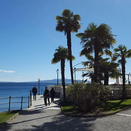 Lejlighed Maria 10 With Swimming Pool Opatija